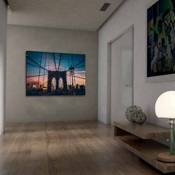 Canvastavla 70x100 cm - Vacker vy av Brooklyn Bridge med en dramatisk himmel i skymningen - Mörkblå / Rosa / Grå - Inredning - Tavlor & posters - Canvastavla