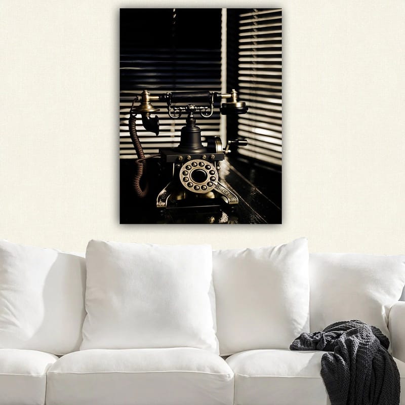 Canvastavla 70x100 cm - Vintage telefon med detaljer i metall och en elegant design - Svart / Guld / Brunt - Inredning - Tavlor & posters - Canvastavla