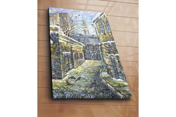 Canvastavla 70x100 cm - Vintergata omgiven av gamla byggnader med snö på taken - Gult / Blått / Vitt - Inredning - Tavlor & posters - Canvastavla