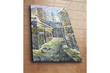 Canvastavla 70x100 cm - Vintergata omgiven av gamla byggnader med snö på taken - Gult / Blått / Vitt - Inredning - Tavlor & posters - Canvastavla