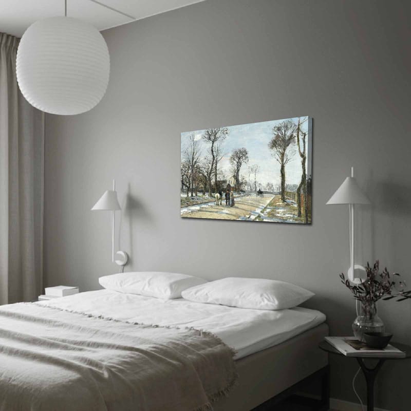 Canvastavla 70x100 cm - Vinterlandskap med människor som promenerar längs en snöig väg omgiven av träd - Grå / Vit / Brun - Inredning - Tavlor & posters - Canvastavla