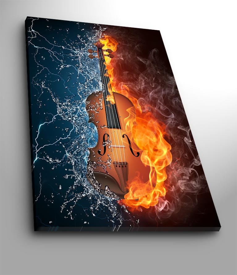 Canvastavla 70x100 cm - Violin som är omgiven av eld och vatten, vilket symboliserar kontrasten mellan elementen, Orange / Blå / Brun