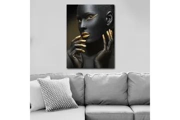 Canvastavla 70x100 cm - Porträtt av en kvinna med svart ansiktsmålning och guldiga detaljer - Svart / Guld - Inredning - Tavlor & posters - Canvastavla