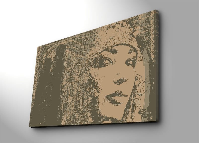 Canvastavla 70x100 cm - Porträtt av en kvinna med en mystisk och uttrycksfull blick, Beige / Brun