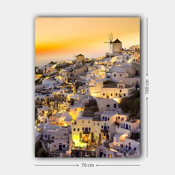 Canvastavla 70x100 cm - Pittoresk vy av Santorini med vita hus och en vindmölla i solnedgångens ljus - Vit / Gul / Orange - Inredning - Tavlor & posters - Canvastavla