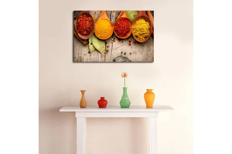 Canvastavla 70x45 cm - Färgglada kryddor i träskedar - Röd / Gul / Orange - Inredning - Tavlor & posters - Canvastavla