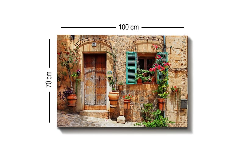 Canvastavla - Charmig husfasad med blommor och gröna fönsterluckor - Terrakotta / Grön / Beige - Inredning - Tavlor & posters - Canvastavla