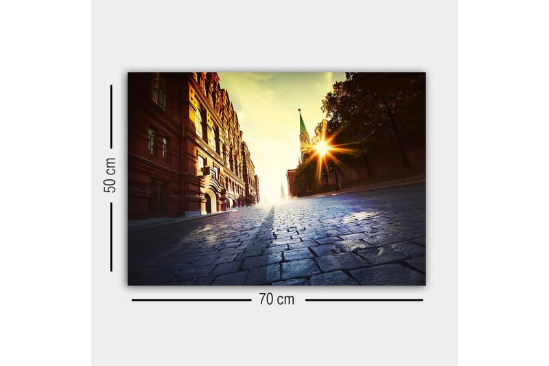 Canvastavla - Gatumiljö med historisk arkitektur och solnedgångens strålar - Röd / Gul / Blå - Inredning - Tavlor & posters - Canvastavla