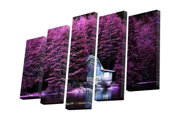 Canvastavla i 5 delar 82x50 cm - Lummig skog med ett ensamt hus vid vattnet - Lila / Blå / Grön - Inredning - Tavlor & posters - Canvastavla