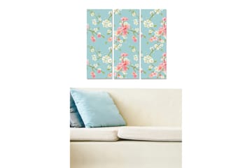Canvastavla i trä 3-delar 50x70 cm - Blommig komposition med rosa och vita blommor på ljusblå bakgrund - Ljusblå / Rosa / Vit - Inredning - Tavlor & posters - Canvastavla