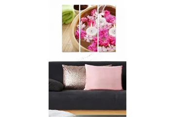 Canvastavla i trä 3-delar 50x70 cm - Blomsterarrangemang med flytande ljus i en skål - Rosa / Vit / Beige - Inredning - Tavlor & posters - Canvastavla