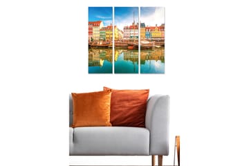 Canvastavla i trä 3-delar 50x70 cm - Färgglad hamn med traditionella hus och båtar - Blå / Gul / Röd - Inredning - Tavlor & posters - Canvastavla