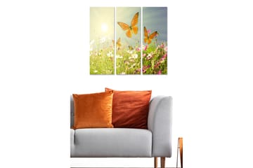 Canvastavla i trä 3-delar 50x70 cm - Färgglada fjärilar som svävar över en blomstrande äng - Orange / Rosa / Vit - Inredning - Tavlor & posters - Canvastavla