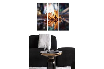 Canvastavla i trä 3-delar 50x70 cm - Höstlöv som flyter på vattenytan - Guld / Brun / Blå - Inredning - Tavlor & posters - Canvastavla