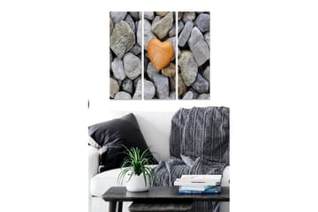 Canvastavla i trä 3-delar 50x70 cm - Hjärta format av en sten bland gråa klippblock - Grå / Beige / Orange - Inredning - Tavlor & posters - Canvastavla
