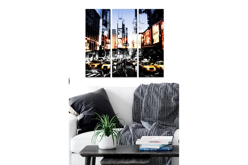 Canvastavla i trä 3-delar 50x70 cm - Livlig stadsbild med gula taxibilar i en urban miljö - Gult / Svart / Blått - Inredning - Tavlor & posters - Canvastavla