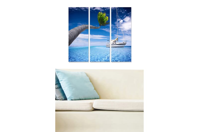 Canvastavla i trä 3-delar 50x70 cm - Segelbåt på ett klart blått hav med en palm som sträcker sig ut över vattnet, Blå / Grön / Vit