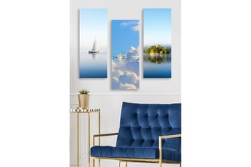 Canvastavla i trä 3-delar 50x70 cm - Segelbåt på spegelblanka vattenytor - Blå / Vit / Grön - Inredning - Tavlor & posters - Canvastavla