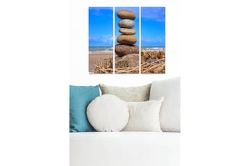 Canvastavla i trä 3-delar 50x70 cm - Stabila stenar i en harmonisk stapel vid stranden - Grå / Brun / Blå - Inredning - Tavlor & posters - Canvastavla