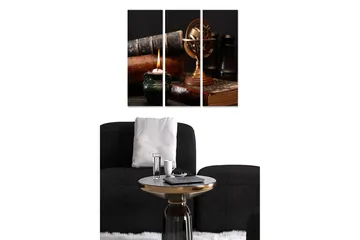 Canvastavla i trä 3-delar 50x70 cm - Stillhet med böcker, en glob och ett tänd ljus - Mörkgrön / Brunt / Guld - Inredning - Tavlor & posters - Canvastavla