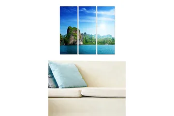 Canvastavla i trä 3-delar 50x70 cm - Storslagen kustlandskap med klippiga berg och klart blått hav - Blå / Grön / Vit - Inredning - Tavlor & posters - Canvastavla