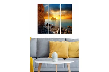 Canvastavla i trä 3-delar 50x70 cm - Storslagen solnedgång över havet med klippformationer i förgrunden - Orange / Blå / Grå - Inredning - Tavlor & posters - Canvastavla