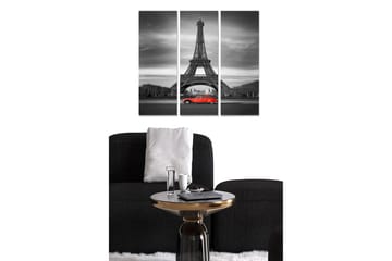 Canvastavla i trä 3-delar 50x70 cm - Svartvit bild av Eiffeltornet med en röd bil i förgrunden - Röd / Svart / Grå - Inredning - Tavlor & posters - Canvastavla