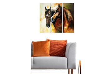 Canvastavla i trä 3-delar 50x70 cm - Två hästar i en intim och uttrycksfull komposition - Mörkbrun / Orange / Gul - Inredning - Tavlor & posters - Canvastavla