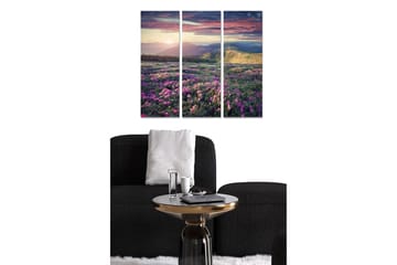 Canvastavla i trä 3-delar 50x70 cm - Vacker blomsteräng med färgglada blommor och fjärran berg i solnedgången - Lila / Grön / Orange - Inredning - Tavlor & posters - Canvastavla