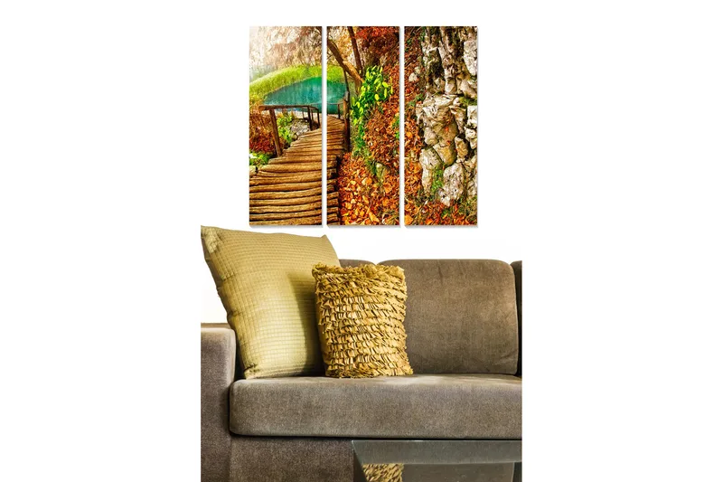 Canvastavla i trä 3-delar 50x70 cm - Vacker bro över en stilla sjö omgiven av höstfärger och klippor, Grön / Orange / Brun