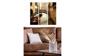 Canvastavla i trä 3-delar 50x70 cm - Vacker kanal med gondol och bro i en venetiansk miljö - Brun / Guld / Grön - Inredning - Tavlor & posters - Canvastavla