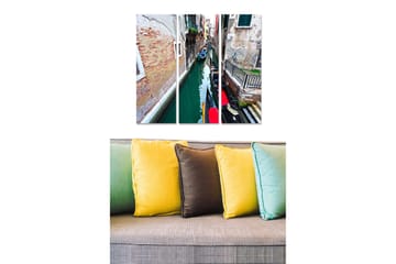 Canvastavla i trä 3-delar 50x70 cm - Vacker kanal med gondoler och historiska byggnader i Venedig - Grön / Röd / Beige - Inredning - Tavlor & posters - Canvastavla