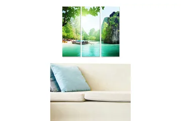 Canvastavla i trä 3-delar 50x70 cm - Vacker strand med klippor och grönskande omgivning - Grön / Turkos / Blå - Inredning - Tavlor & posters - Canvastavla