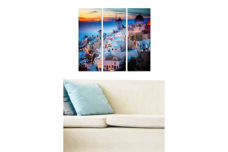 Canvastavla i trä 3-delar 50x70 cm - Vacker vy över en grekisk by med vita hus och blå kupoler vid solnedgången, Blå / Vit / Orange