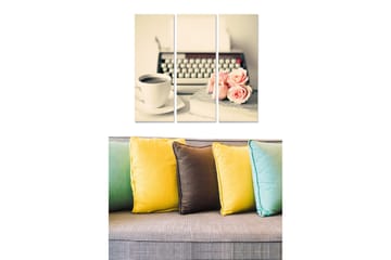 Canvastavla i trä 3-delar 50x70 cm - Vintage skrivmaskin med kaffekopp och rosor - Rosa / Vit / Grå - Inredning - Tavlor & posters - Canvastavla