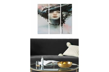 Canvastavla i trä 3-delar 50x70 cm - Porträtt av en kvinna med en dramatisk frisyr och abstrakt bakgrund - Svart / Vit / Ljusblå - Inredning - Tavlor & posters - Canvastavla