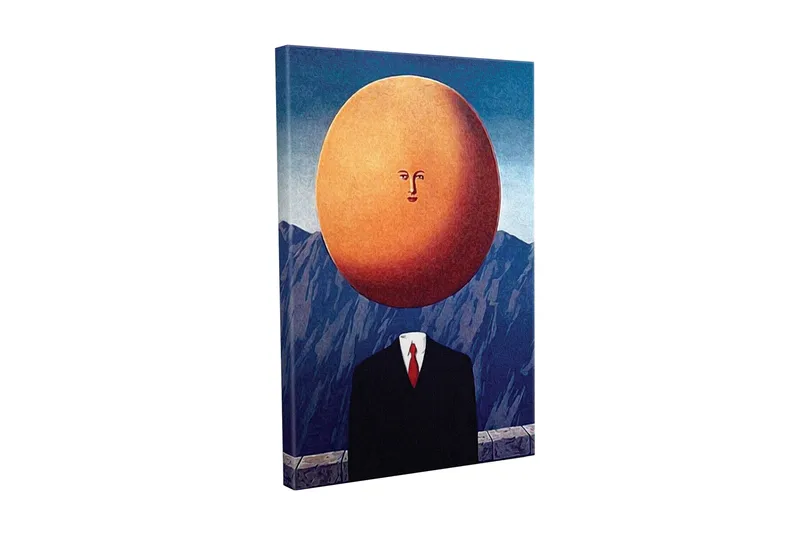 Canvastavla - Människa med ett solformat huvud i en surrealistisk landskapsscen, Orange / Mörkblå / Svart