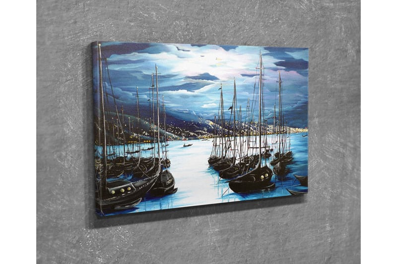 Canvastavla - Mörka segelbåtar i en stilla hamn under en dramatisk himmel - Mörkblå / Svart / Ljusblå - Inredning - Tavlor & posters - Canvastavla