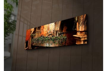 Canvastavla med LED-belysning 30x90 cm - Charmig balkong med blommor i en venetiansk gränd - Terrakotta / Grön / Rosa - Inredning - Tavlor & posters - Canvastavla