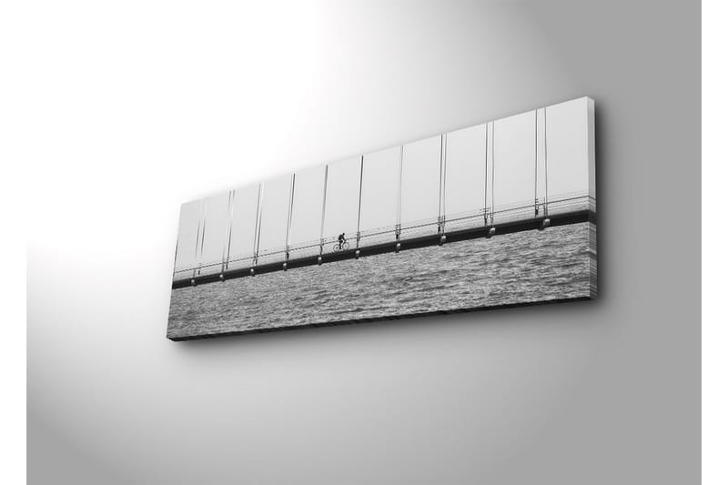 Canvastavla med LED-belysning 30x90 cm - Cyklist på en bro över vatten - Svart / Vitt / Grått - Inredning - Tavlor & posters - Canvastavla