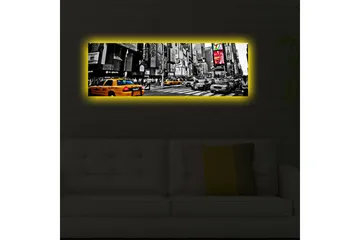 Canvastavla med LED-belysning 30x90 cm - Livlig stadsbild med gula taxibilar i en urban miljö - Gul / Svart / Grå - Inredning - Tavlor & posters - Canvastavla