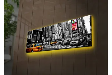 Canvastavla med LED-belysning 30x90 cm - Livlig stadsbild med gula taxibilar i en urban miljö - Gul / Svart / Grå - Inredning - Tavlor & posters - Canvastavla