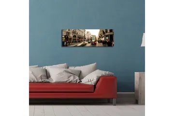 Canvastavla med LED-belysning 30x90 cm - Livlig stadsbild med rörelse och människor på en gata - Röd / Beige / Grön - Inredning - Tavlor & posters - Canvastavla