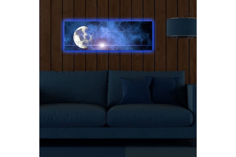 Canvastavla med LED-belysning 30x90 cm - Måne i en stjärnklar himmel med nebulosa - Mörkblå / Ljusblå / Vit - Inredning - Tavlor & posters - Canvastavla