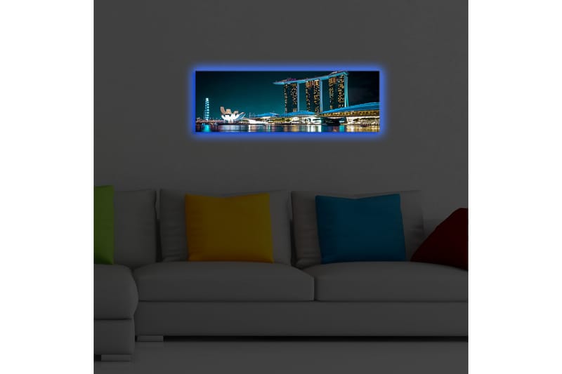 Canvastavla med LED-belysning 30x90 cm - Modern stadslandskap med futuristiska byggnader vid vattenytan - Mörkblå / Ljusblå / Vit - Inredning - Tavlor & posters - Canvastavla