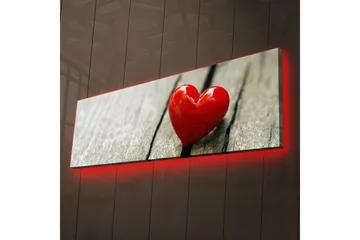 Canvastavla med LED-belysning 30x90 cm - Röd hjärtformad dekoration på en träyta - Röd / Brun - Inredning - Tavlor & posters - Canvastavla