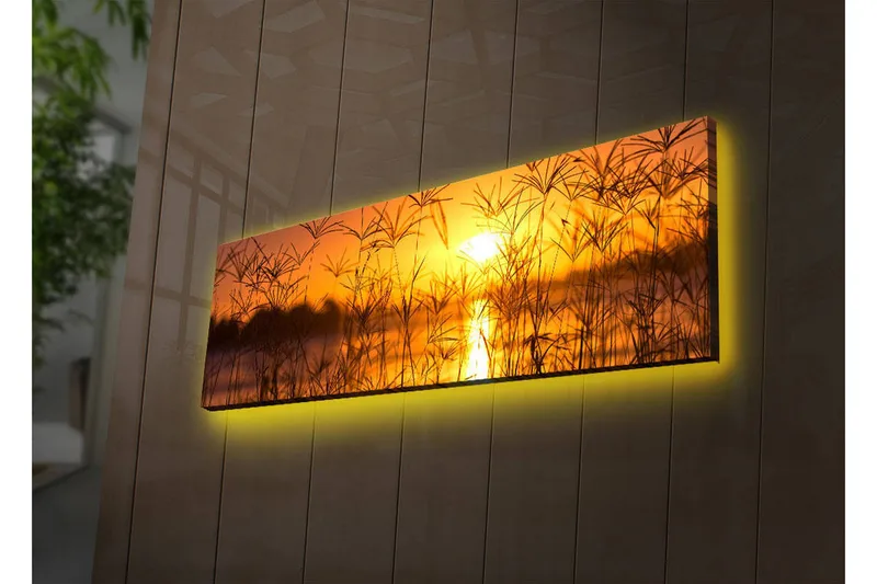 Canvastavla med LED-belysning 30x90 cm - Solnedgång över en spegelblanka sjö med gräs i förgrunden - Orange / Guld / Svart - Inredning - Tavlor & posters - Canvastavla