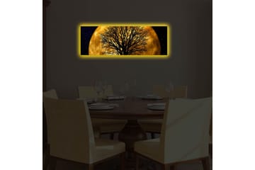 Canvastavla med LED-belysning 30x90 cm - Stämningsfullt motiv av en måne bakom ett silhuett av ett träd - Guld / Svart - Inredning - Tavlor & posters - Canvastavla