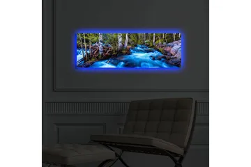 Canvastavla med LED-belysning 30x90 cm - Strömmande vatten i en naturskön miljö med omgivande träd - Blå / Grön / Brun - Inredning - Tavlor & posters - Canvastavla