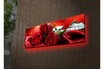 Canvastavla med LED-belysning 30x90 cm - Tre röda rosor på en mjuk, röd satinbakgrund - Röd / Grön - Inredning - Tavlor & posters - Canvastavla